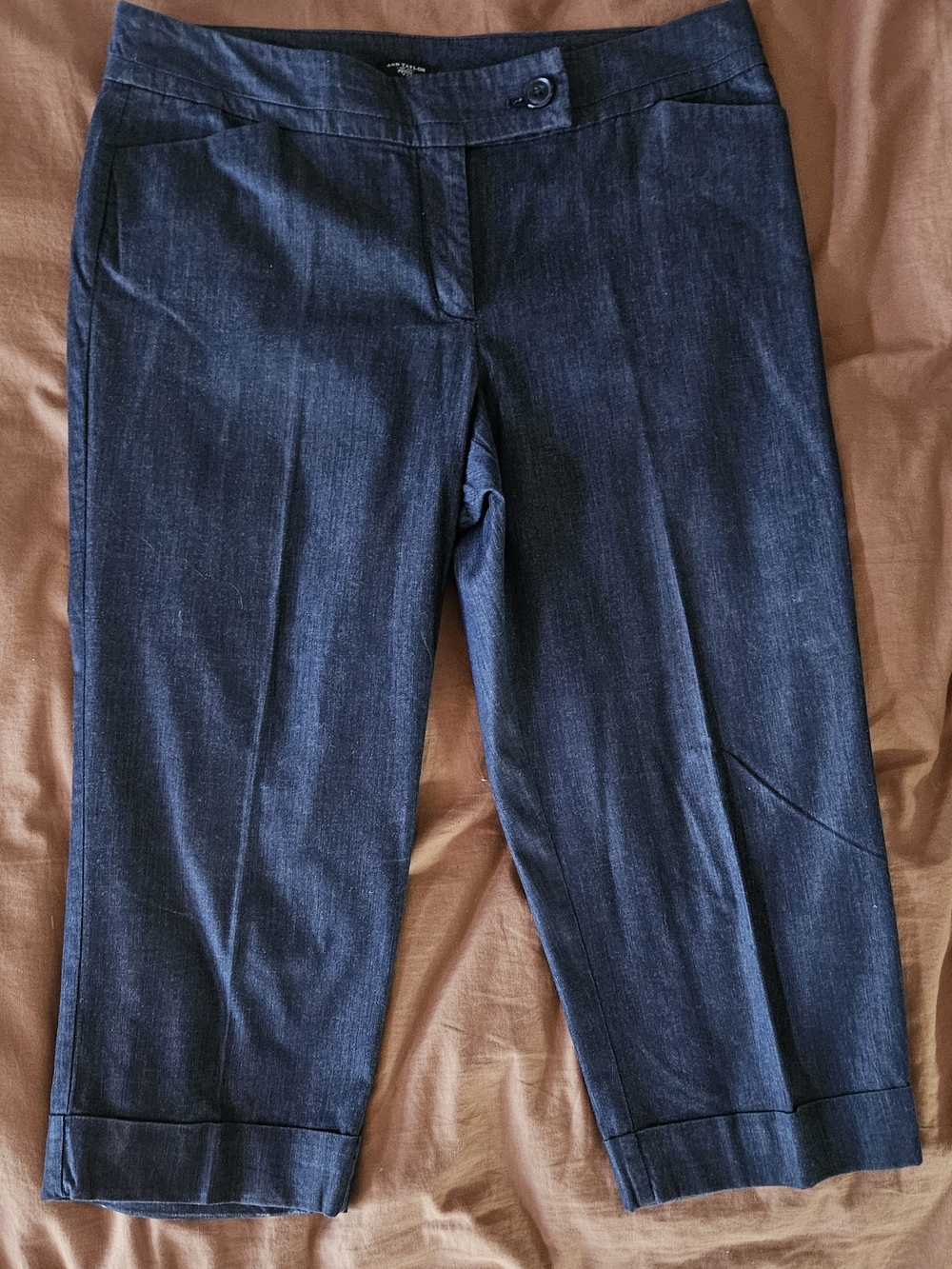 Ann Taylor Women's Navy Cropped Dress Pants / Capri
